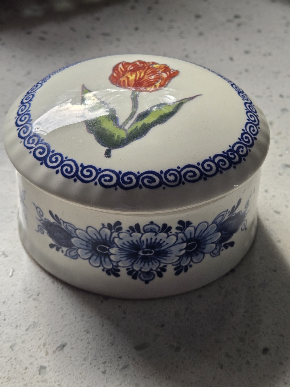 Vintage Delfts Jasmin Holland Ceramic Trinket Box
